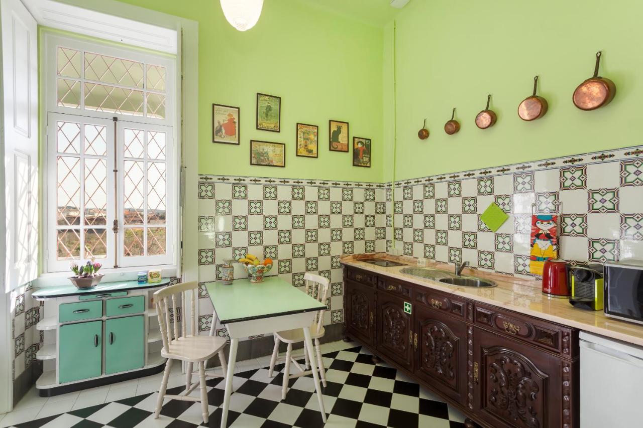 Vintage Balcony Guesthouse Ovar Extérieur photo